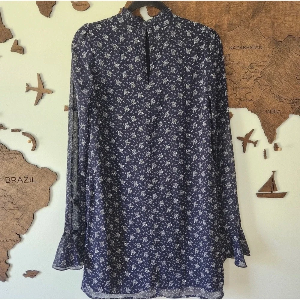NWT Line + Dot Navy Blue Floral Flowy Chiffon Mini Dress with Mock Neck Size M